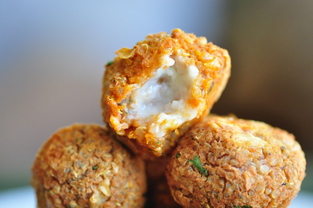 Close-up Quinoa Pizza Ball