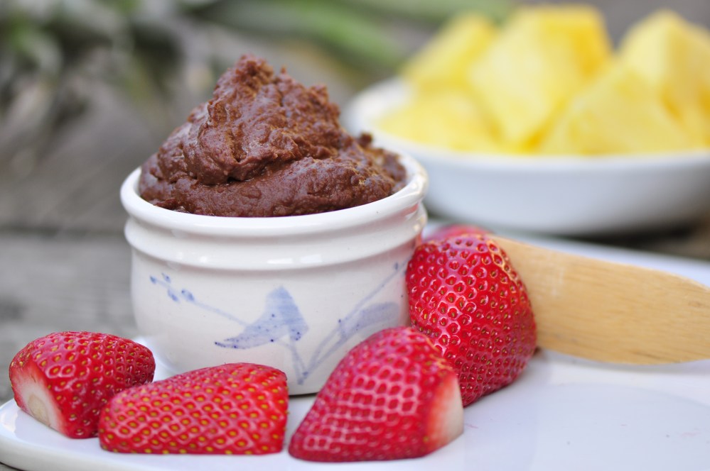 Chocolate Hummus Strawberries