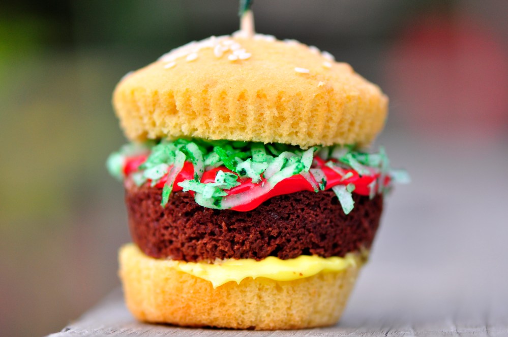 Hamburger Cupcakes