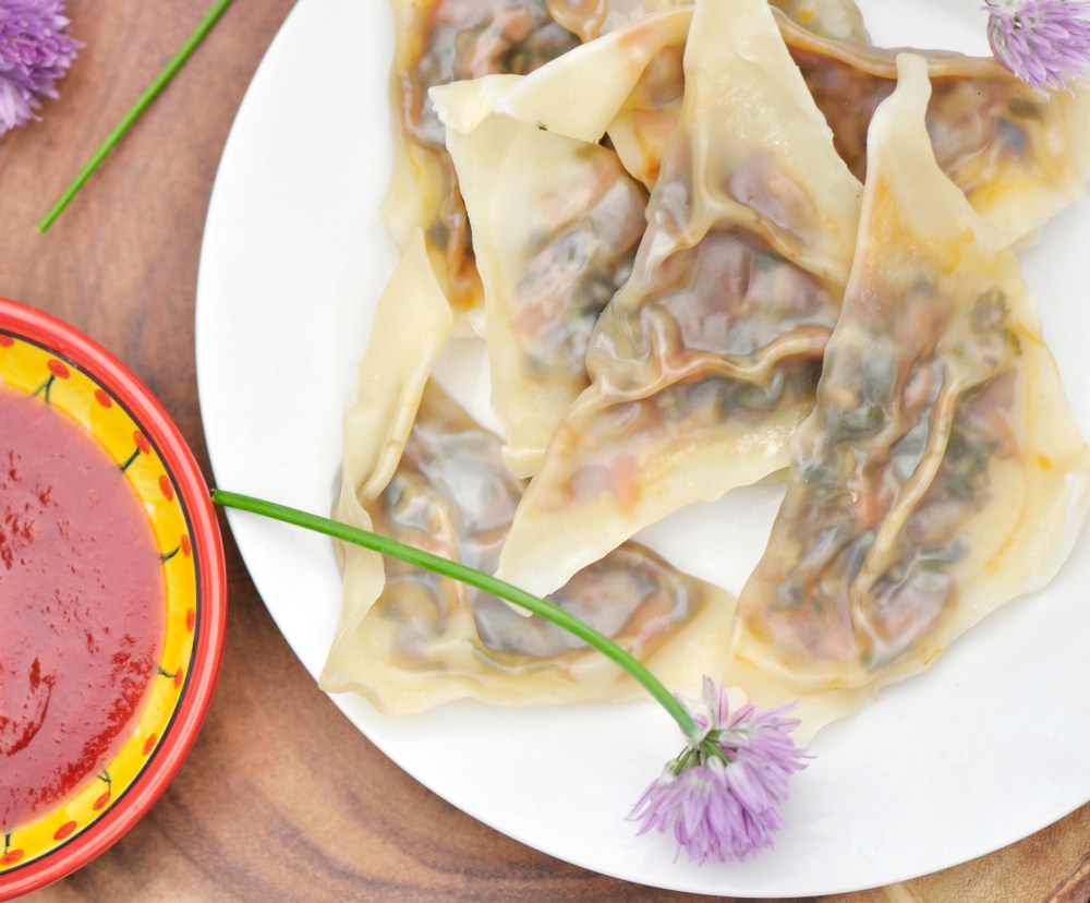 Steamed Chive Flower Dumplings